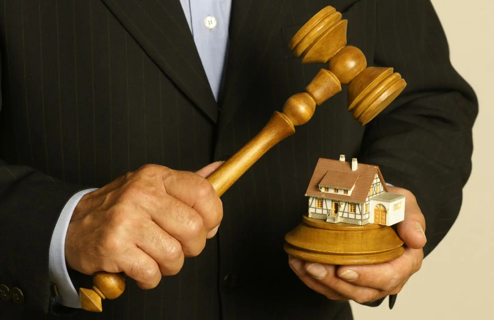 Come si fa a contestare una sanzione del condominio? Le regole e le procedure