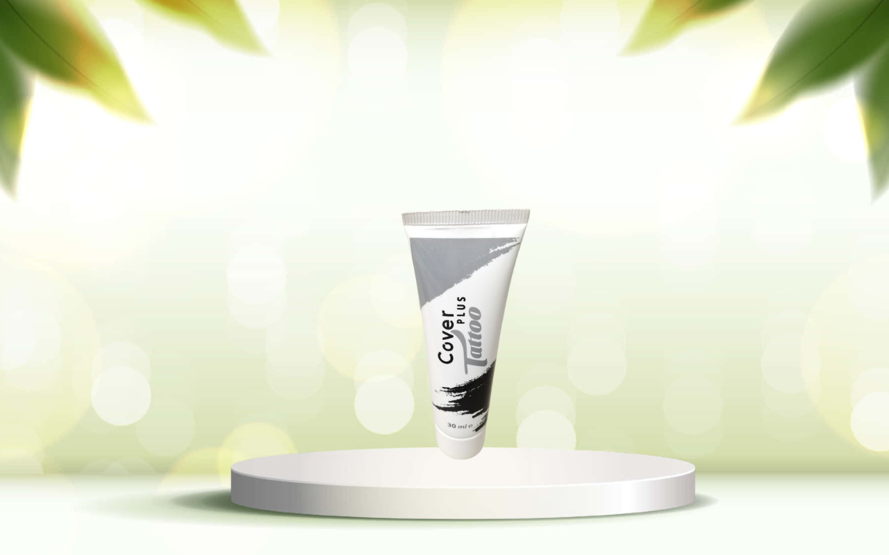 Nascondi tatuaggi e imperfezioni: prova la crema Cover Plus Tattoo ad alta coprenza